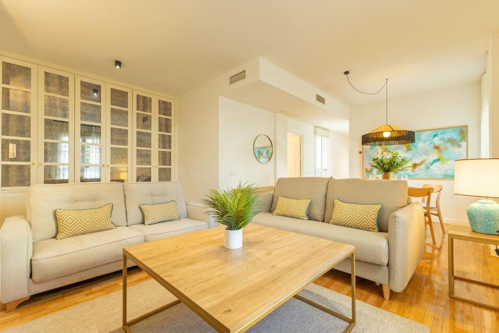 Triana Deluxe By Valcambre Apartament *